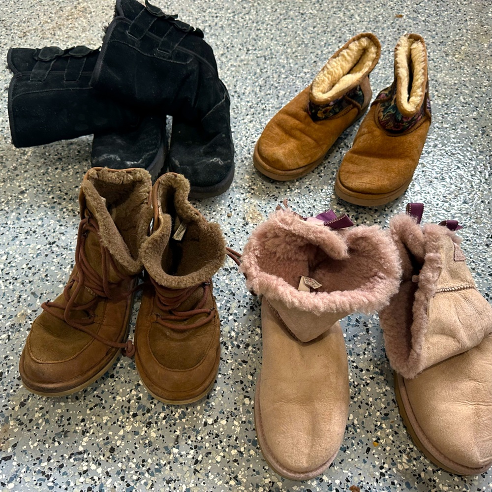 4 pairs of Ugg Boots. Size 8 for $30. Could use a good clean.